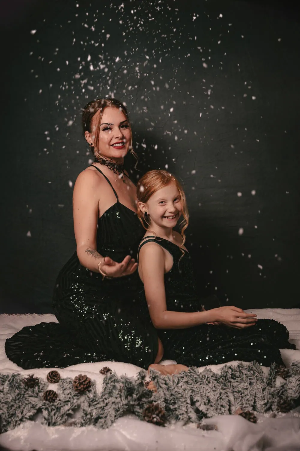 fotoshooting mutter tochter, fotoshooting freundinnen, mutter tochter tag was machen, mutter tochter tag köln, mutter tochter tag geschenk, mutter tochter tag ideen, mutter tochter beziehung, mutter tochter aktivitäten, mutter tochter shooting, mutter tochter partnerlook, mutter tochter outfit, fotoshooting mutter tochter fotoshooting ideen mutter tochter, fotoshooting mama tochter, fotoshooting beste freundinnen mutter tochter bindung stärken, matching outfits fotoshooting, mutter tochter shooting köln, mutter tochter shooting düsseldorf, familien portrait, persönliches geschenk freundin, fotoshooting schenken, persönliches geschenk mutter, persönliches geschenk oma, persönliches geschenk tante, mutter tochter beziehung stärken, familien fotoshooting bonn, familien fotoshooting düsseldorf, familien fotoshooting erwachsene, fotoshooting für familien, fotoshooting für freundinnen, familien fotoshooting ideen, familien fotoshooting im studio, familien fotoshooting köln, familien fotoshooting koblenz, familien fotoshooting kleidung, familien fotoshooting nrw, familien fotoshooting outfit, professionelles familien fotoshooting, Mama Tochter Fotoshooting, Mutter Tochter Outfit, mutter tochter shooting-ideen, mutter tochter-shooting erwachsene, Mutter-Kind Shooting, großeltern shooting, fotoshooting oma enkel, best friends fotoshooting, Freunde Fotoshooting, Fotoshooting der Generationen, bindungsorientierte Fotografie, Bindungsorientierte Fotografin, Mommy & Me, schwestern shooting, geschwister shooting, fotoshooting freundinnen köln, Freundschaftsshooting, Beste Freundinnen Fotoshooting, Fotoshooting Freundinnen Outfit, Fotoshooting beste Freundin, gutschein fotoshooting beste freundin, Family & Friends Fotoshooting, Tante Nichte Shooting, weiblichkeit feiern